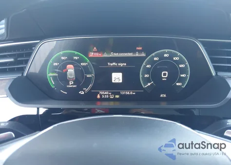 2019 Audi E-Tron Premium Plus из США, поврежденный, VIN WA1VABGE8KB012625